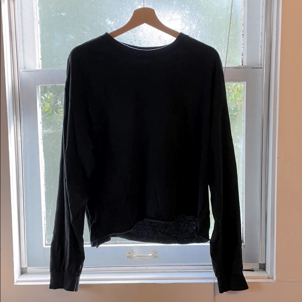 Long sleeve crop top